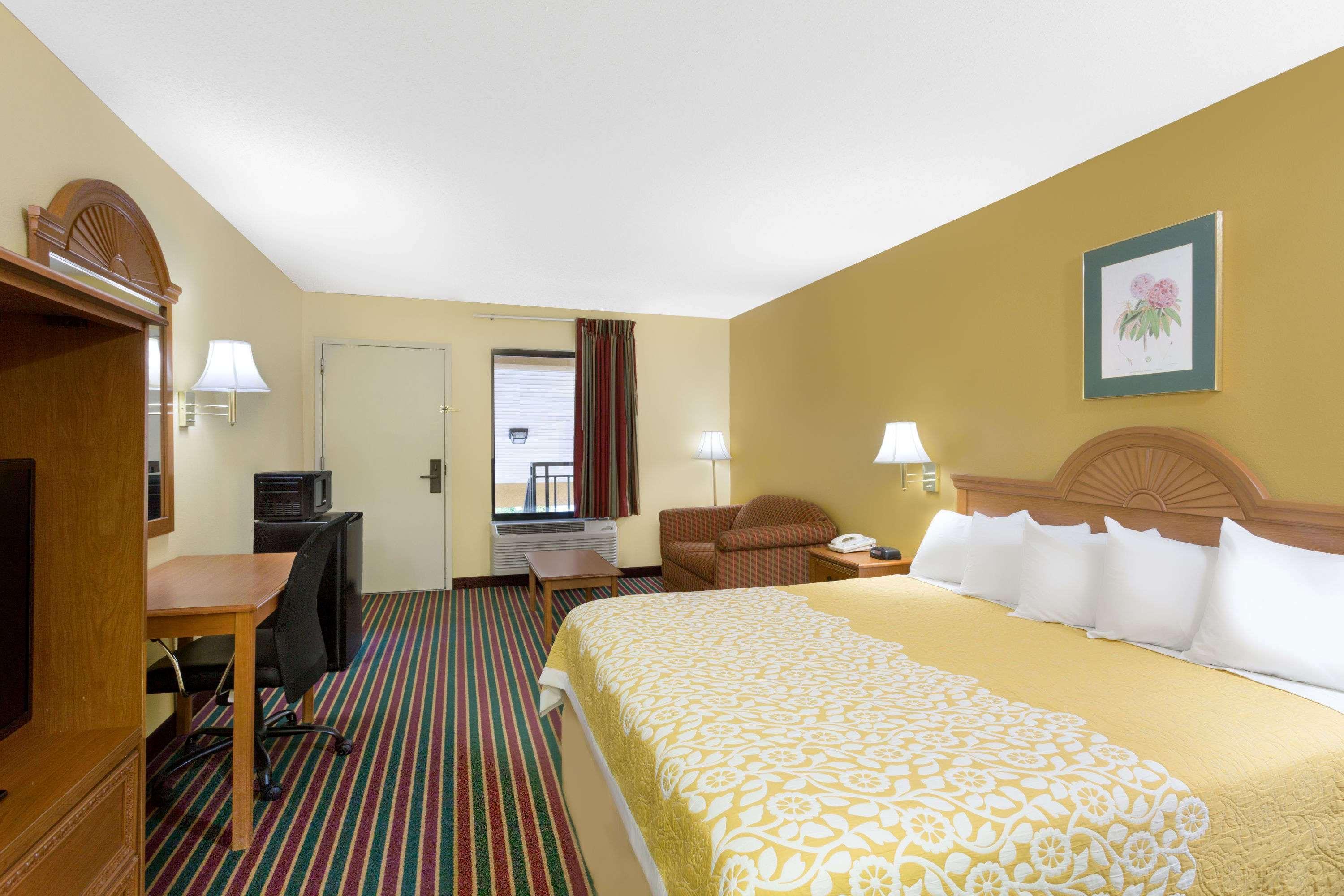 Days Inn by Wyndham Biscoe Exterior foto