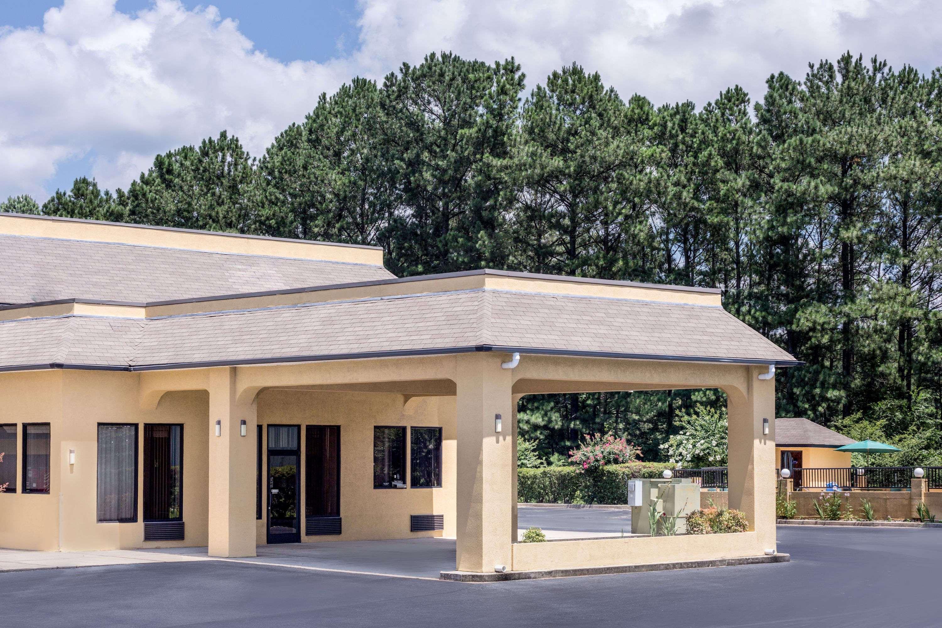 Days Inn by Wyndham Biscoe Exterior foto